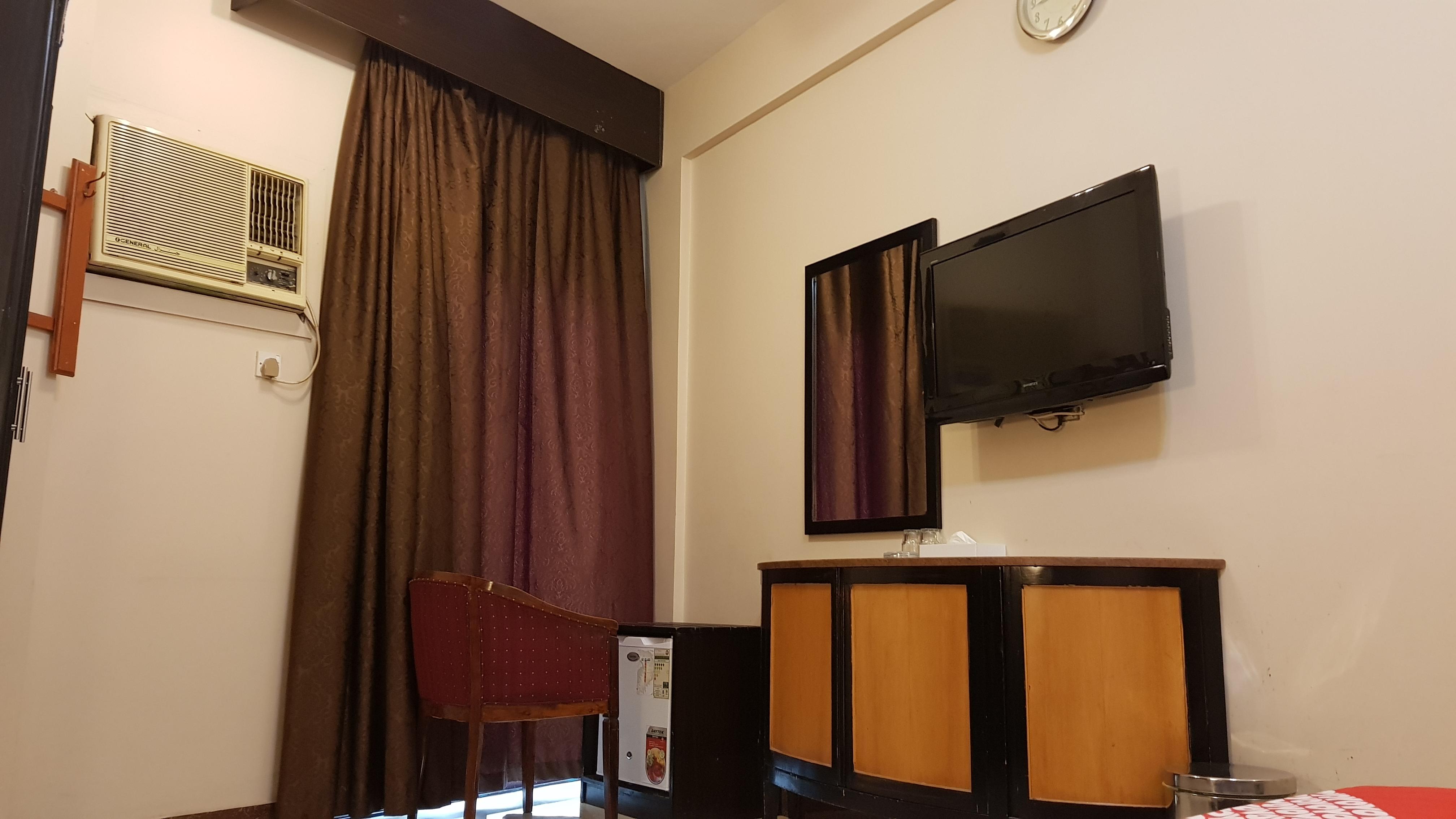 Oyo 491 Rahab Hotel Dubai Eksteriør bilde
